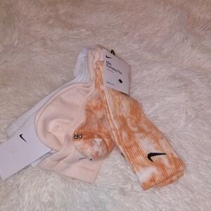 Nike Casual Socks in White and Orange